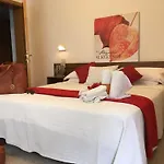 Lina Hotel 3*