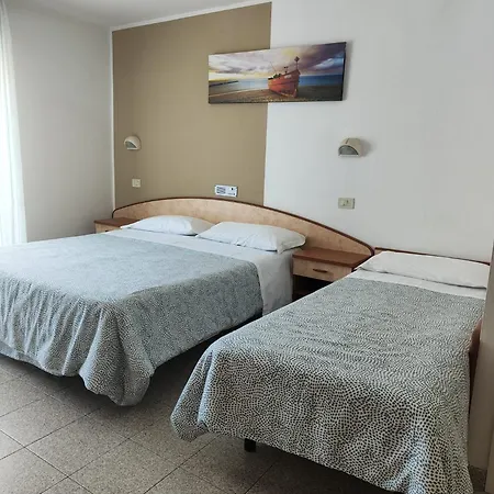 Lina Angolo Viale Dante Ξενοδοχείο 3*