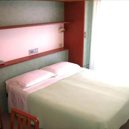Hotell Lina Angolo Viale Dante